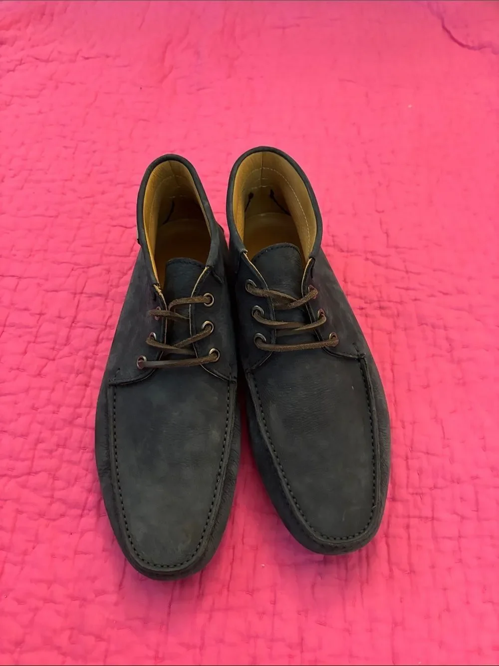 Versace Men's Charcoal Gray suede Chukka Boots, US7 ( Eur40)